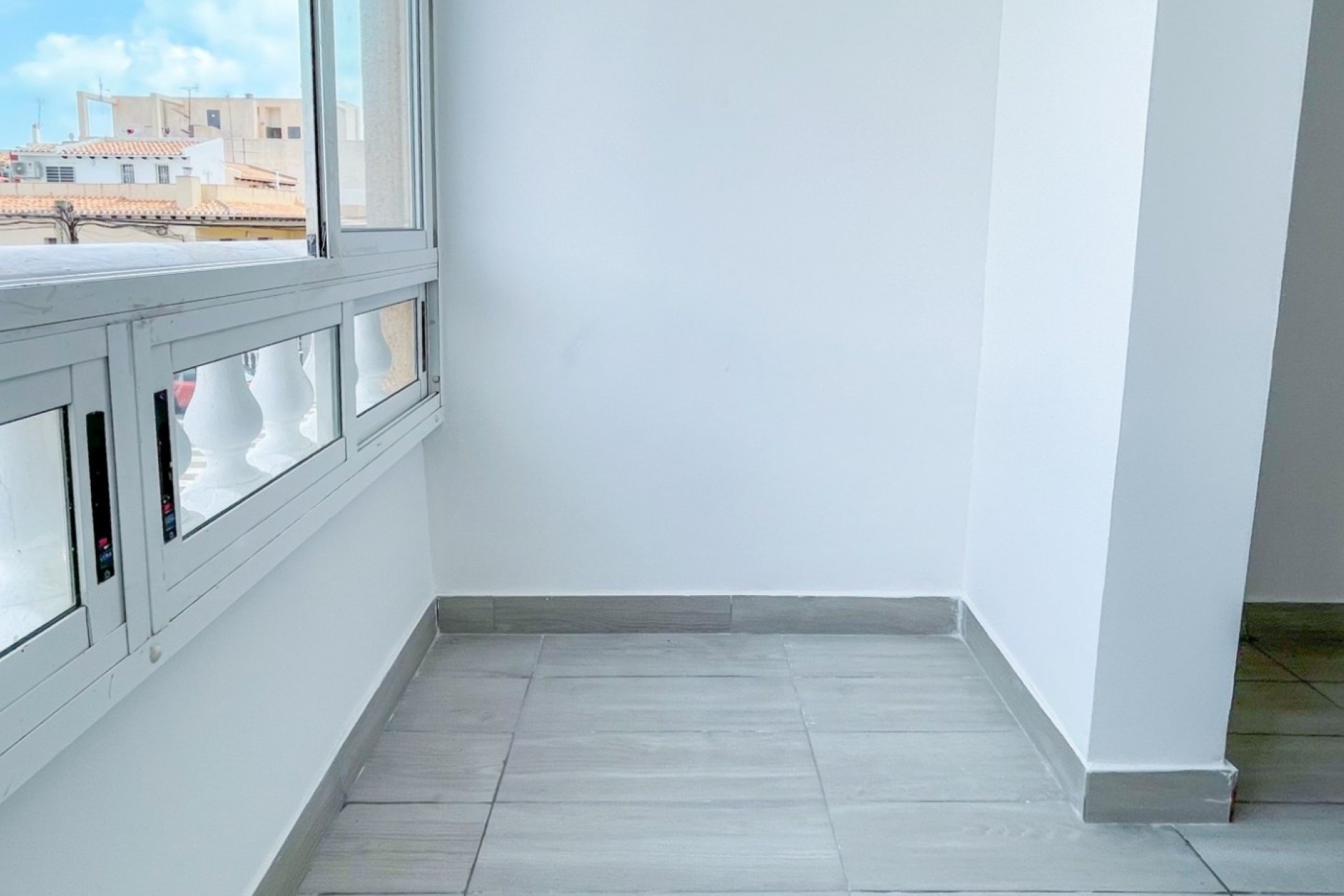 Wiederverkauf - Wohnung / Apartment -
Torrevieja