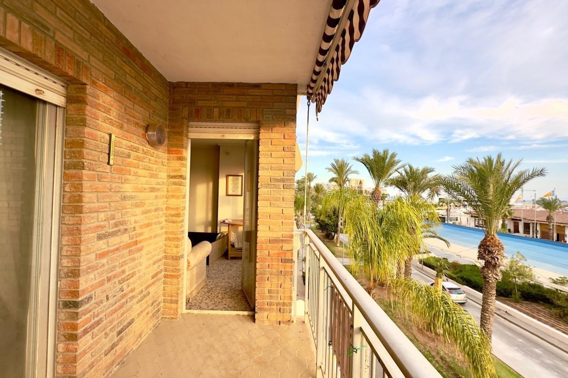 Wiederverkauf - Wohnung / Apartment -
Torrevieja