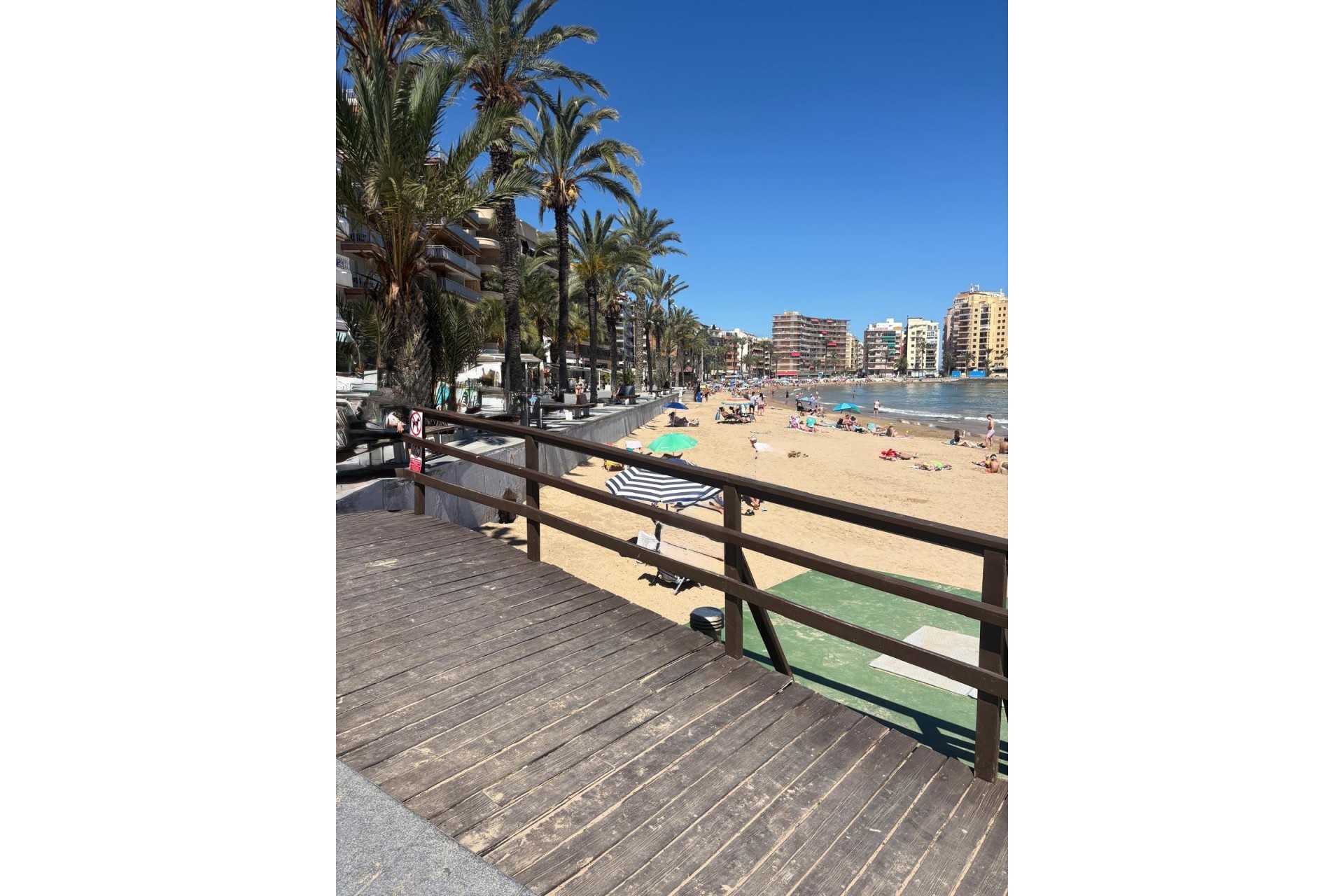 Wiederverkauf - Wohnung / Apartment -
Torrevieja