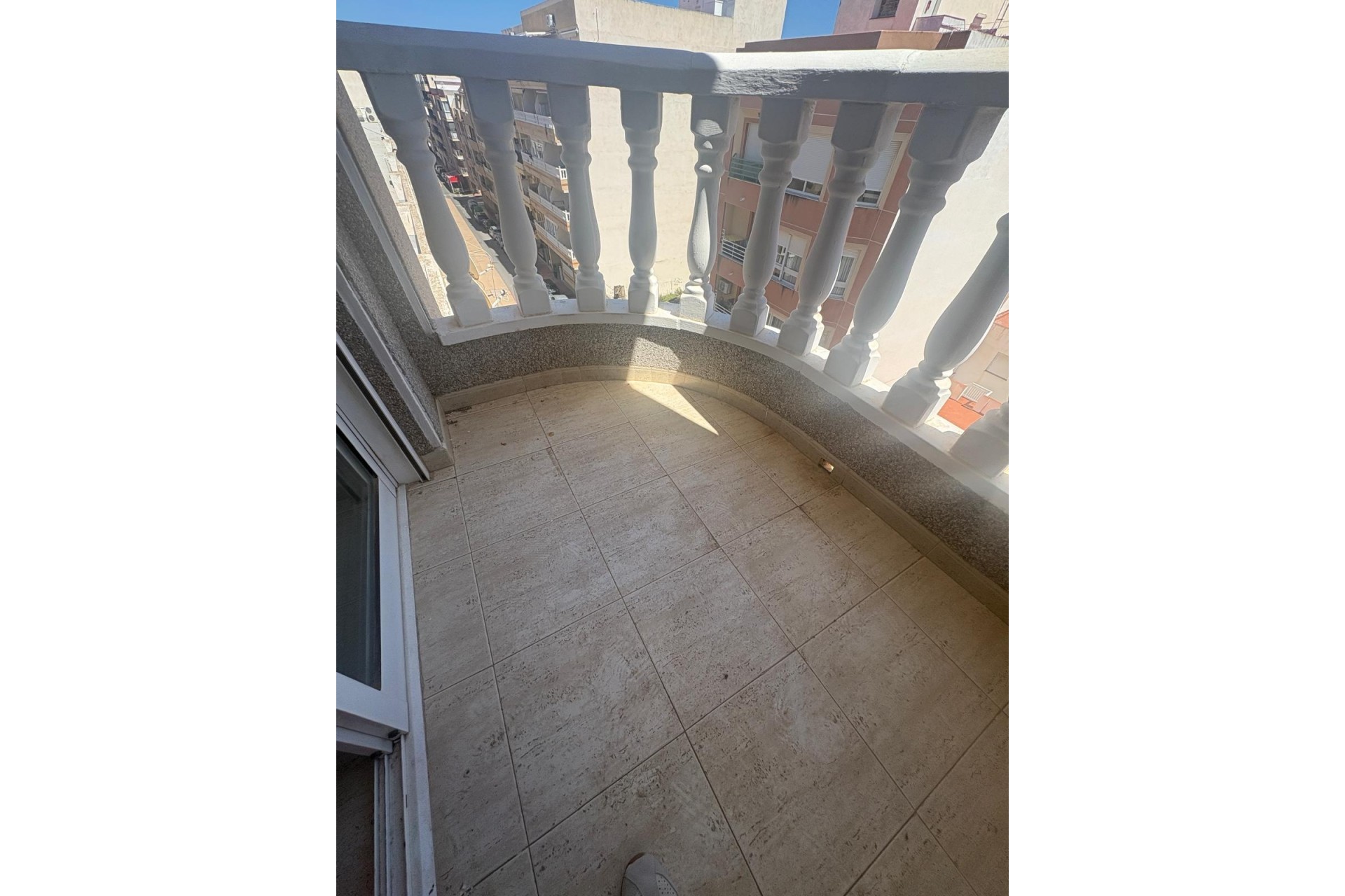 Wiederverkauf - Wohnung / Apartment -
Torrevieja
