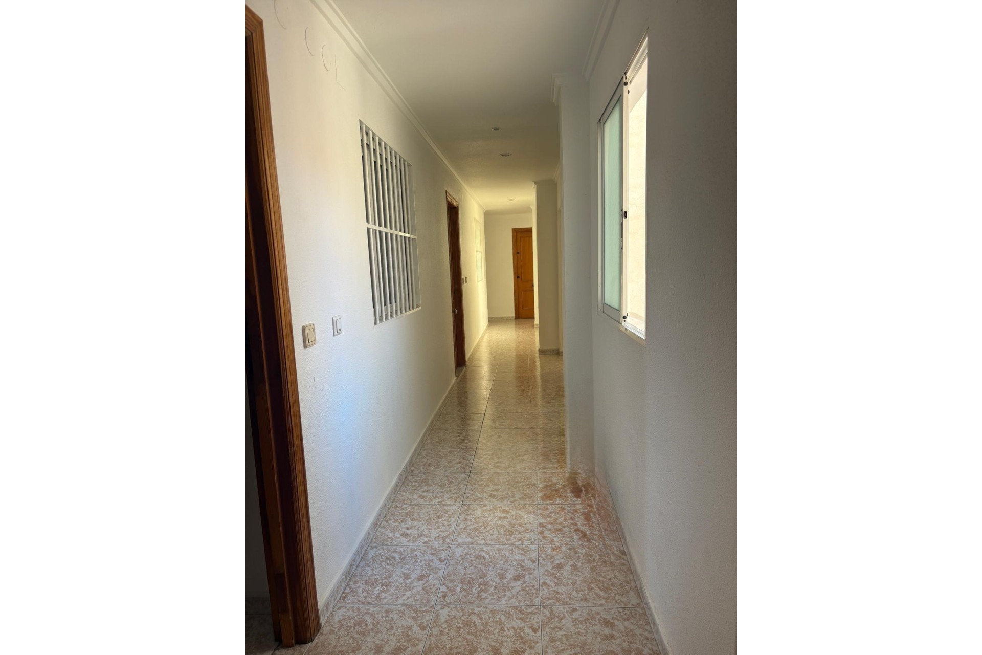 Wiederverkauf - Wohnung / Apartment -
Torrevieja