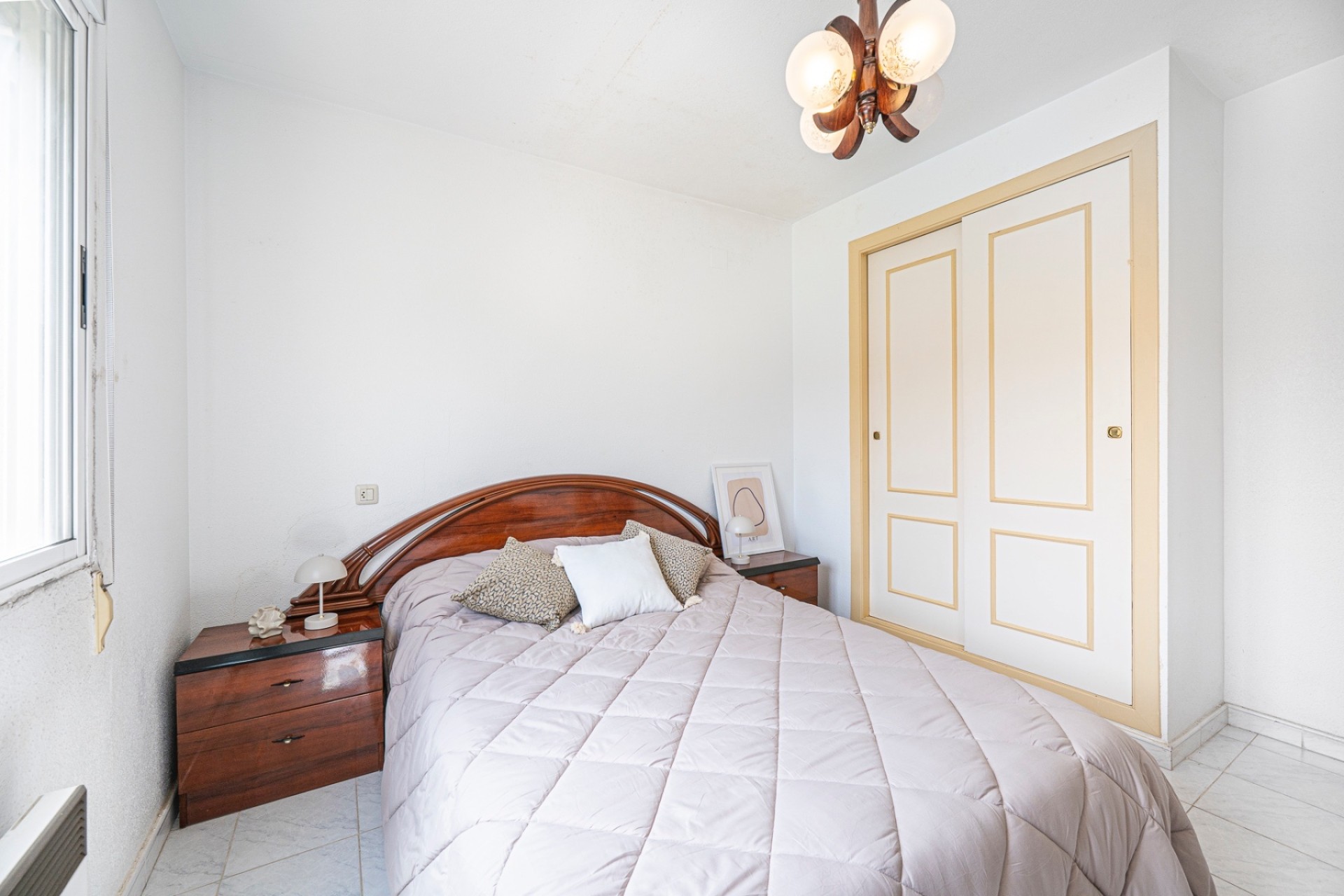 Wiederverkauf - Wohnung / Apartment -
Torrevieja
