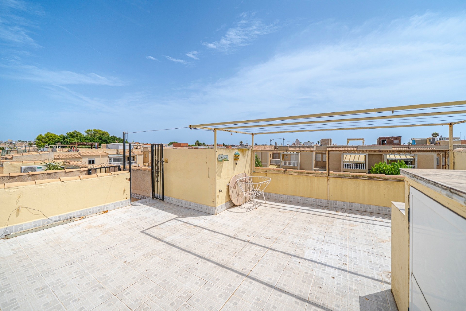 Wiederverkauf - Wohnung / Apartment -
Torrevieja