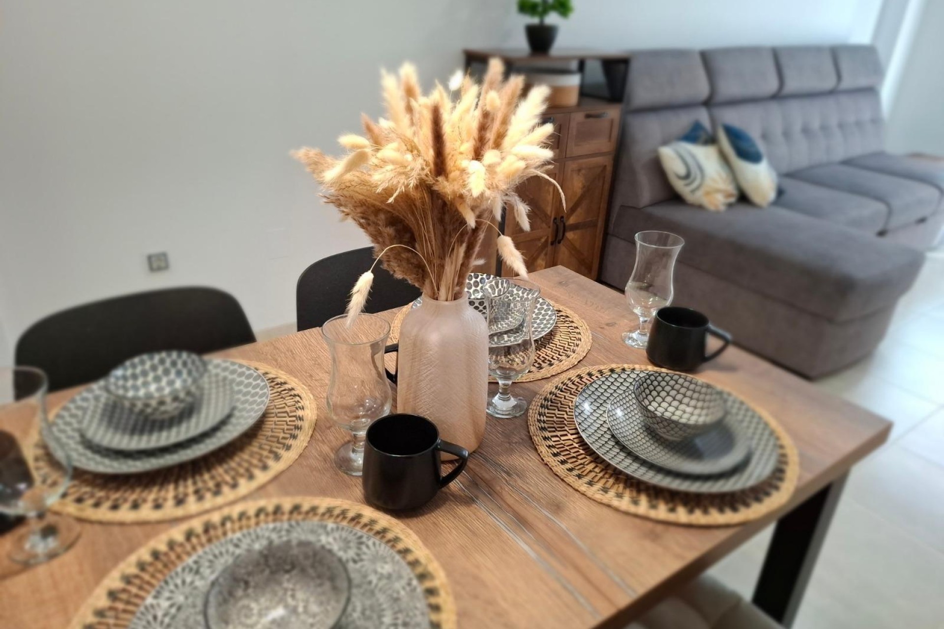 Wiederverkauf - Wohnung / Apartment -
Torrevieja