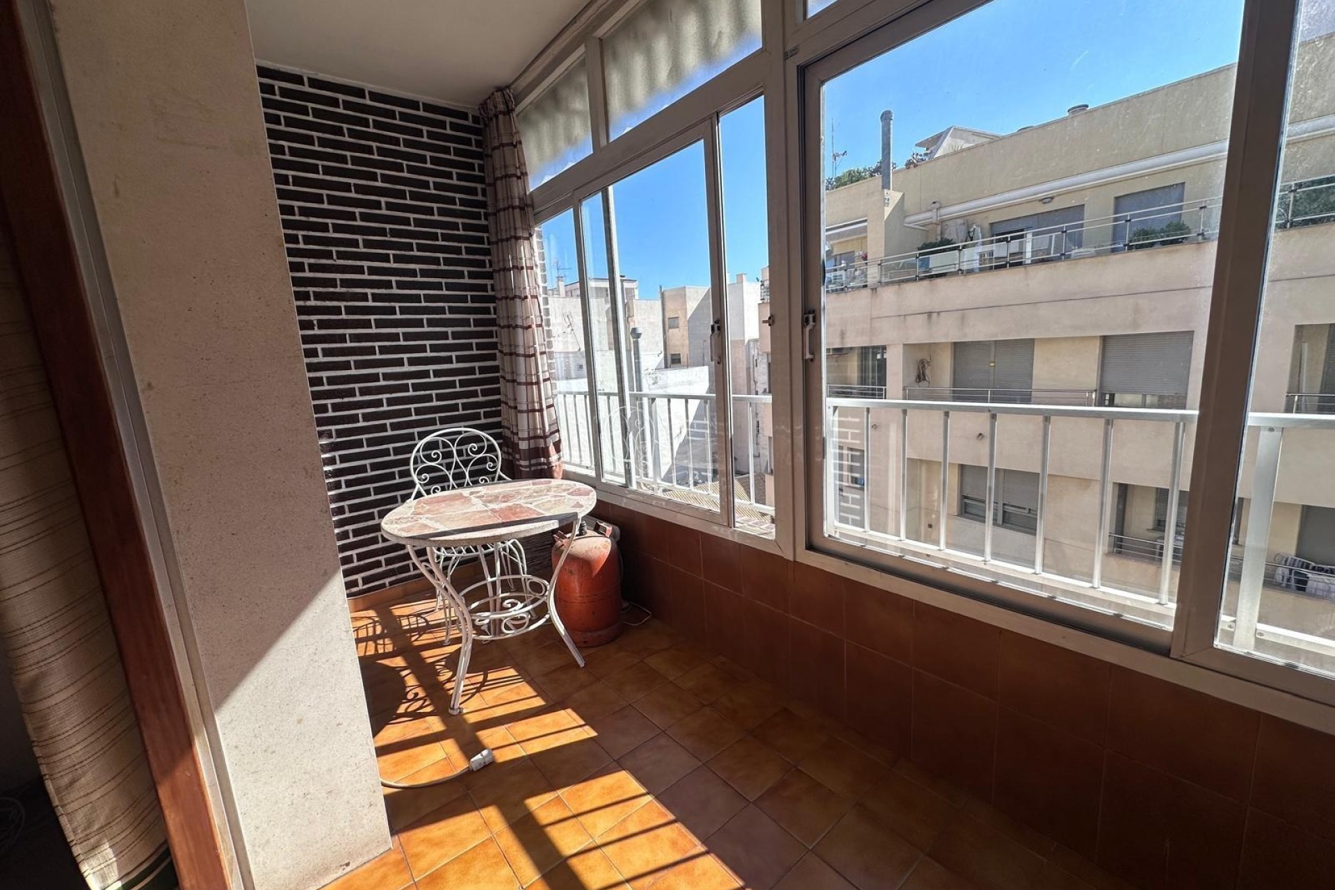 Wiederverkauf - Wohnung / Apartment -
Torrevieja