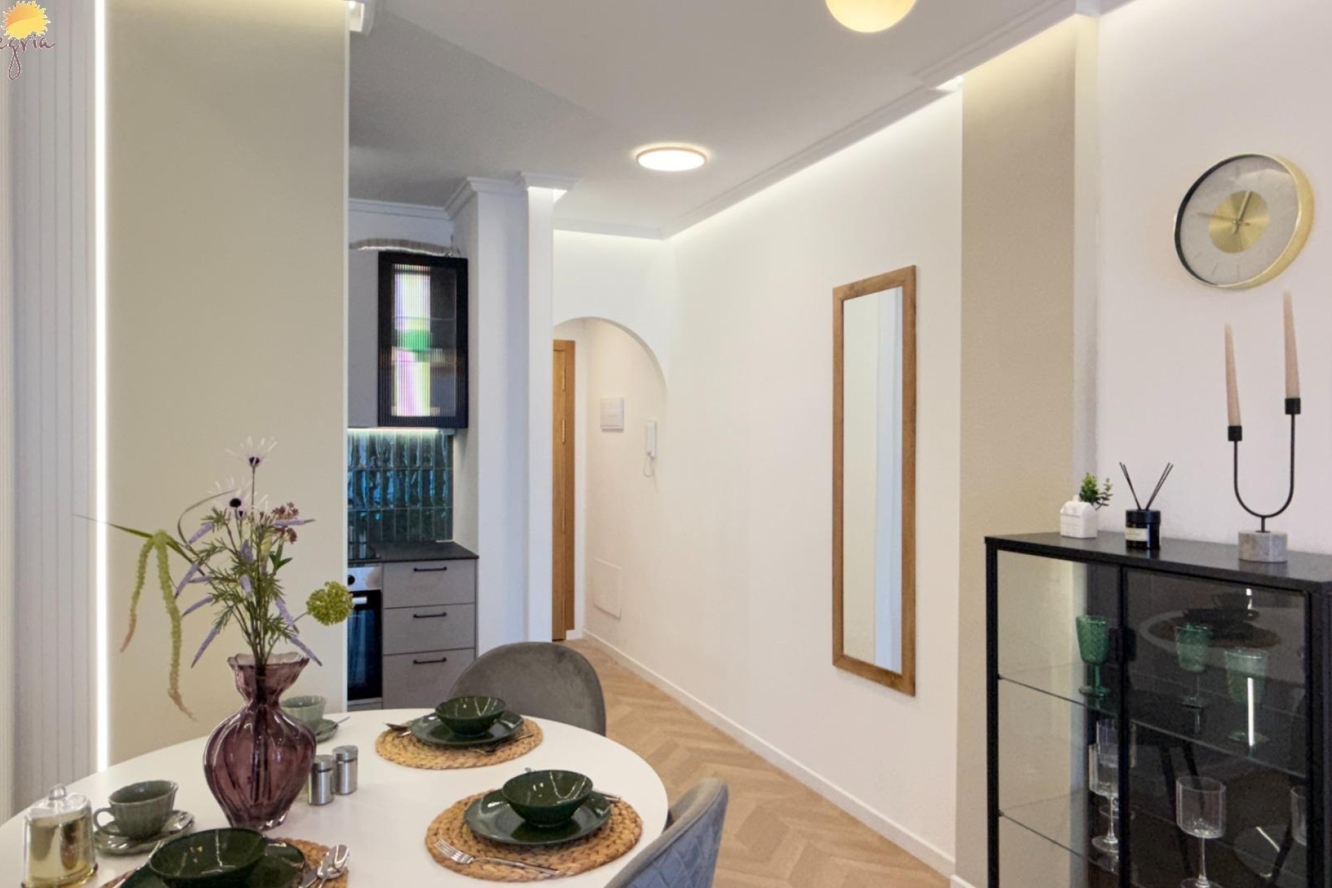 Wiederverkauf - Wohnung / Apartment -
Torrevieja
