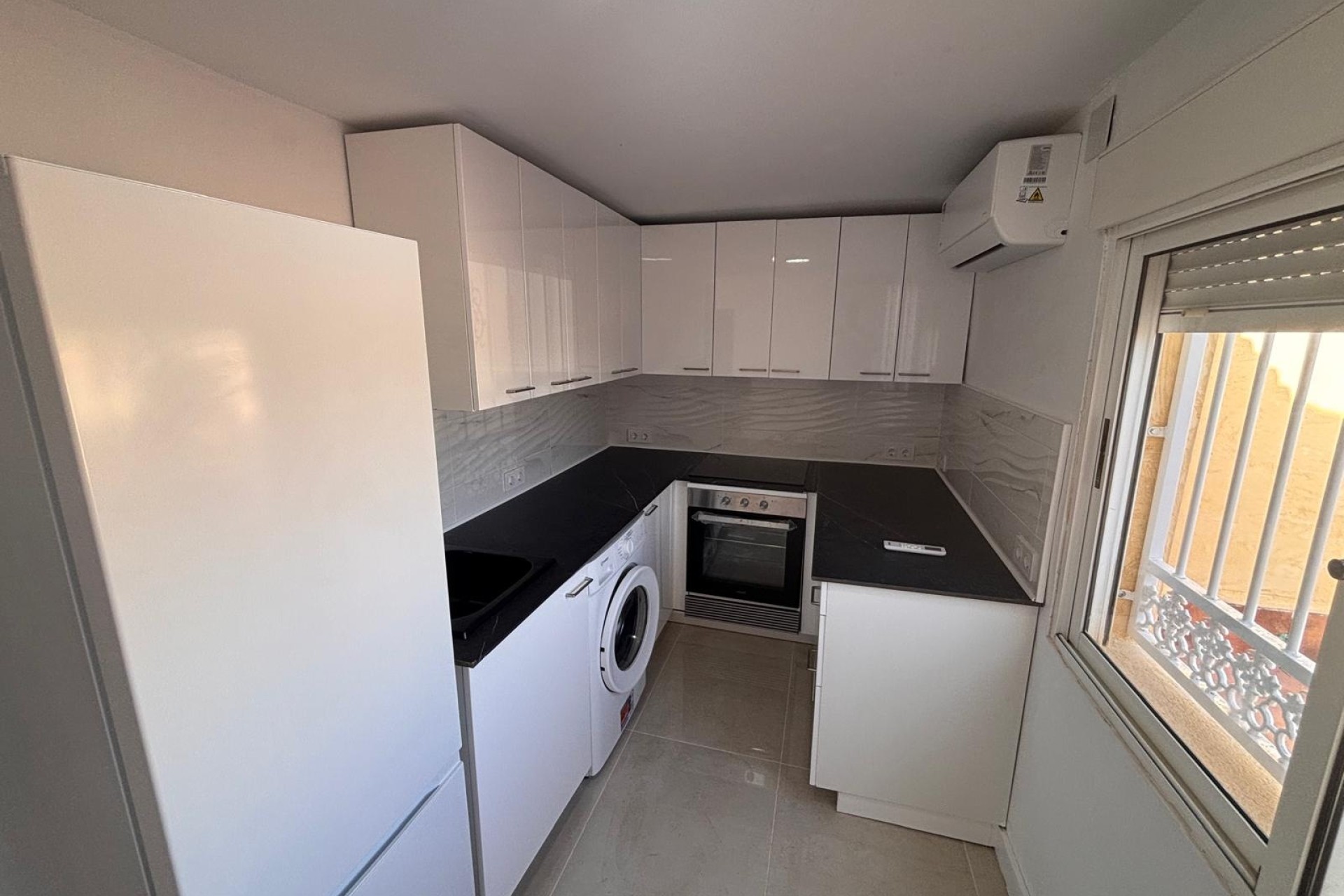 Wiederverkauf - Wohnung / Apartment -
Urbanización La Torreta