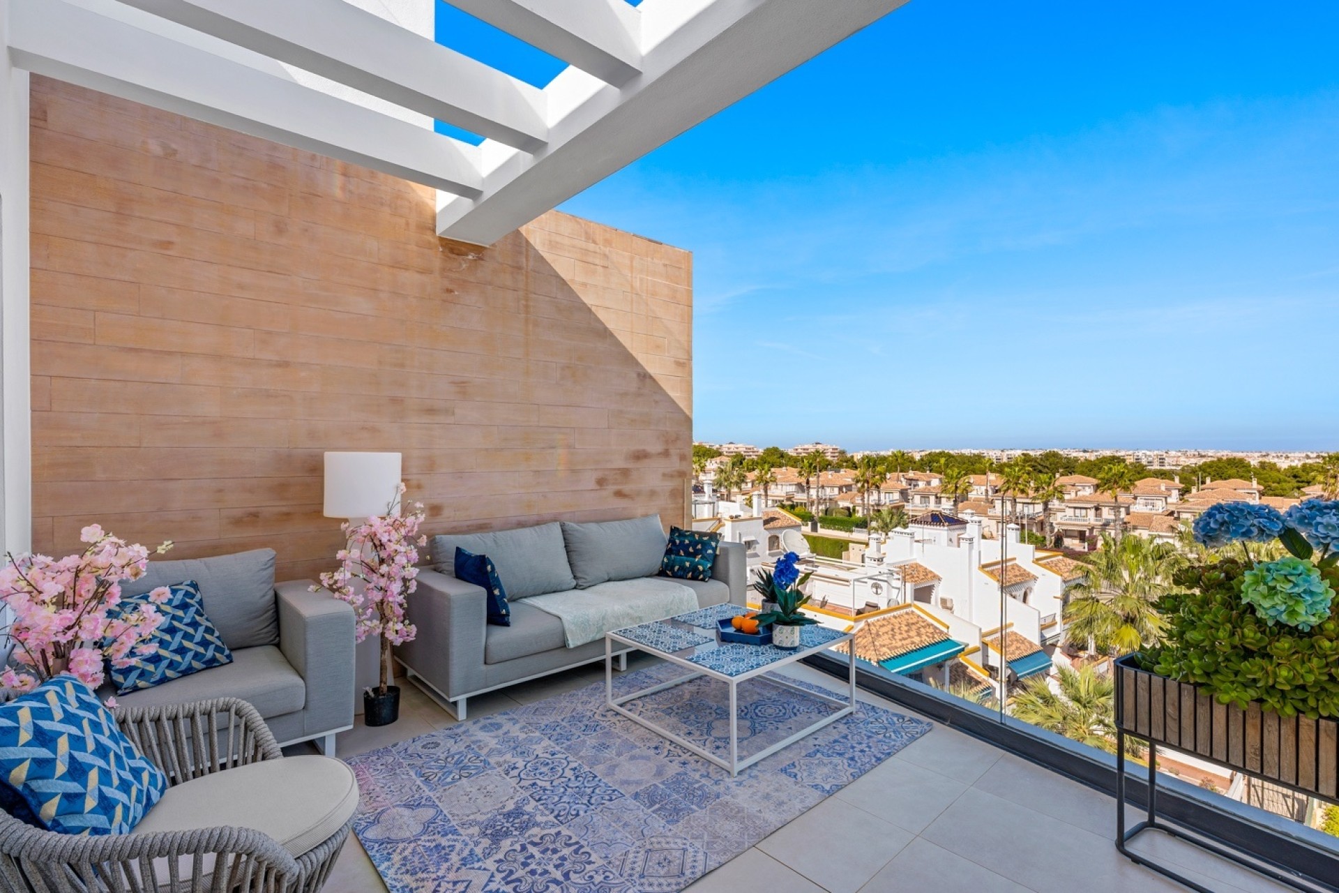 Wiederverkauf - Wohnung / Apartment -
Villamartín