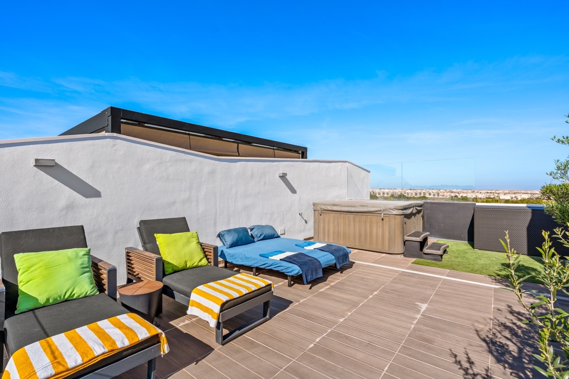Wiederverkauf - Wohnung / Apartment -
Villamartín