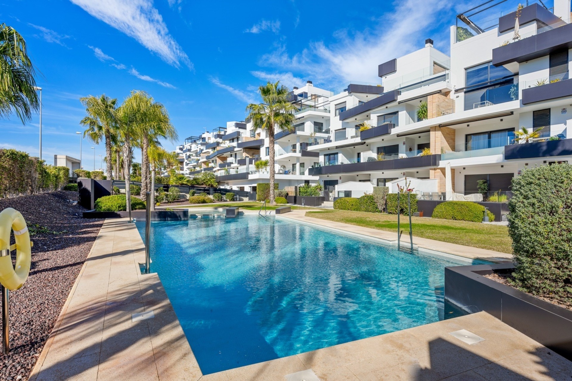 Wiederverkauf - Wohnung / Apartment -
Villamartín