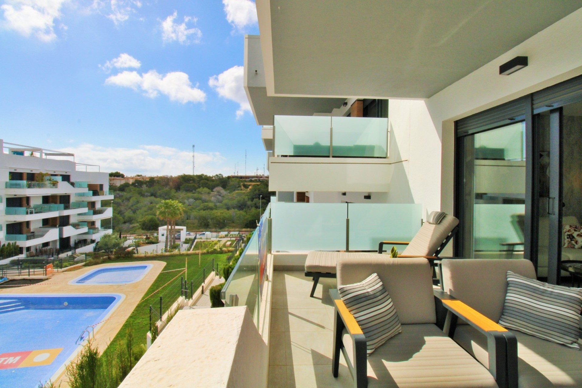 Wiederverkauf - Wohnung / Apartment -
Villamartín