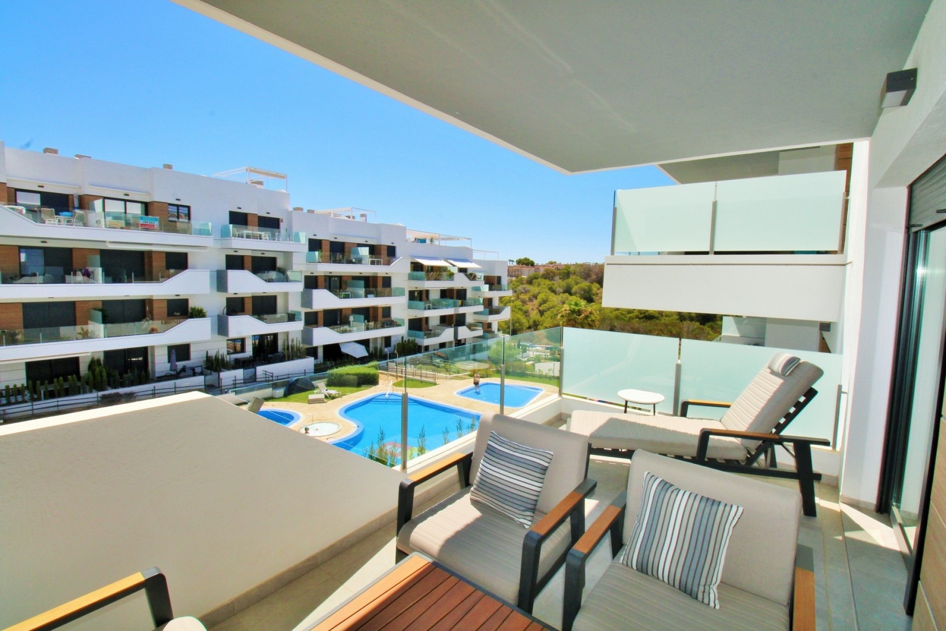 Wiederverkauf - Wohnung / Apartment -
Villamartín