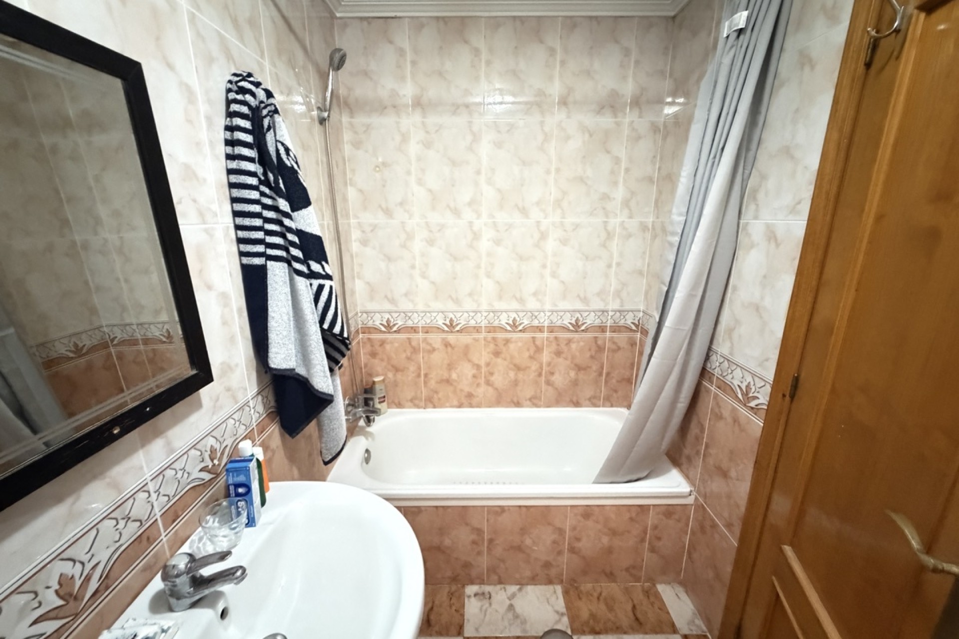 Wiederverkauf - Wohnung / Apartment -
Villamartín