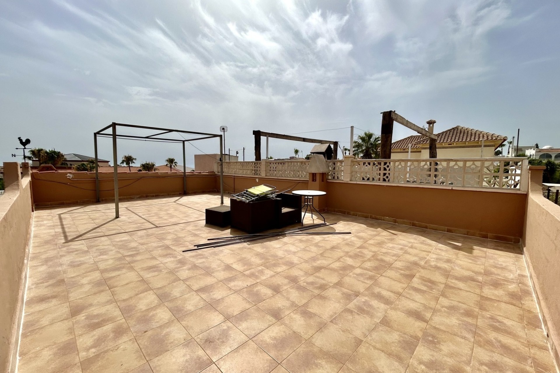 Wiederverkauf - Wohnung / Apartment -
Villamartín