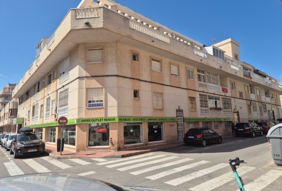 Wohnung / Apartment - Resale - Torrevieja - LA LOMA
