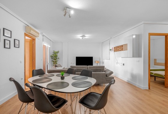 Wohnung / Apartment - Resale - Torrevieja - Torrevieja