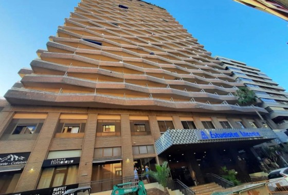 Wohnung / Apartment - Wiederverkauf - Alicante - Alicante (Alacant)