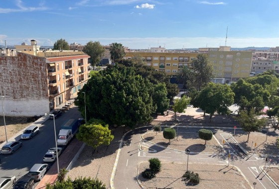 Wohnung / Apartment - Wiederverkauf - Almoradí -
                Almoradí