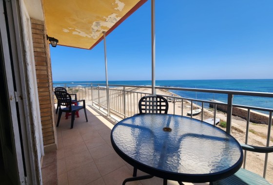 Wohnung / Apartment - Wiederverkauf - La Mata -
                La Mata