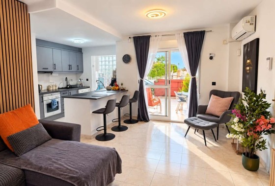 Wohnung / Apartment - Wiederverkauf - Orihuela Costa - La Florida
