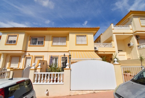 Wohnung / Apartment - Wiederverkauf - Orihuela Costa -
                Playa Flamenca