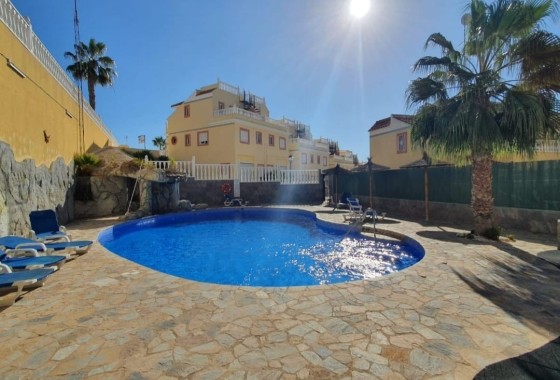 Wohnung / Apartment - Wiederverkauf - Orihuela Costa - Villamartín-Las Filipinas