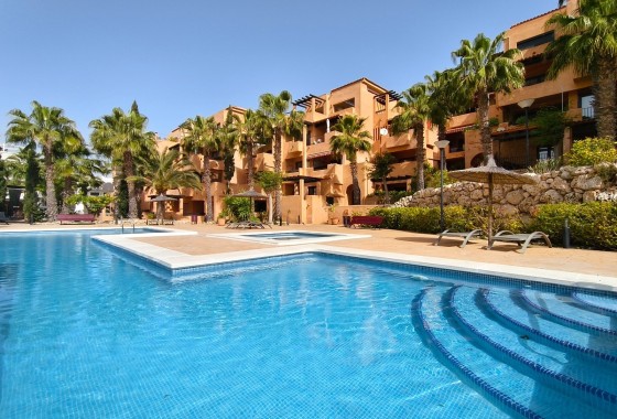 Wohnung / Apartment - Wiederverkauf - Orihuela Costa - Villamartín