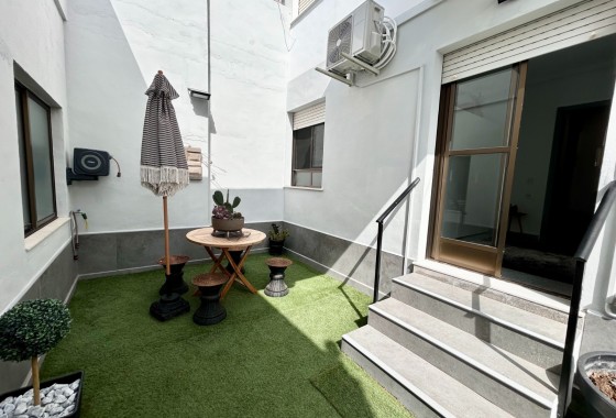 Wohnung / Apartment - Wiederverkauf - Torremendo - Torremendo