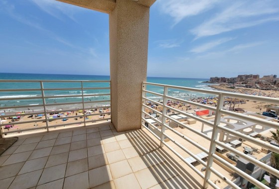 Wohnung / Apartment - Wiederverkauf - Torrevieja - La Mata