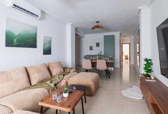 Wohnung / Apartment - Wiederverkauf - Torrevieja - Playa del Cura