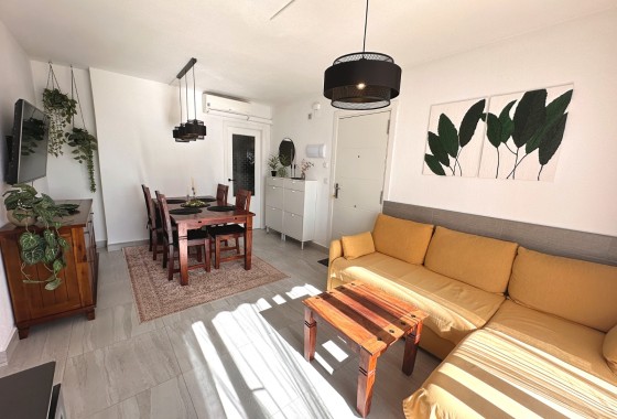 Wohnung / Apartment - Wiederverkauf - Torrevieja - San Luis