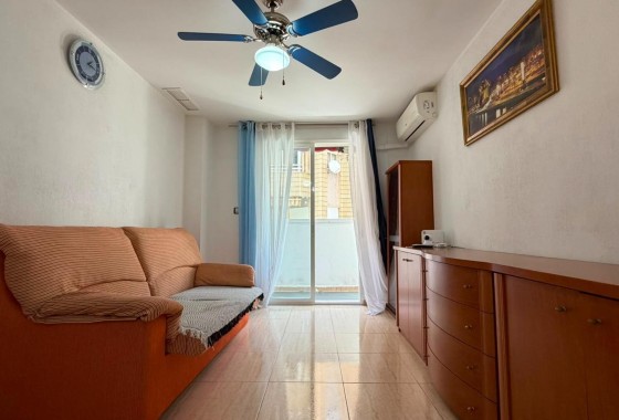 Wohnung / Apartment - Wiederverkauf - Torrevieja -
                Torrevieja
