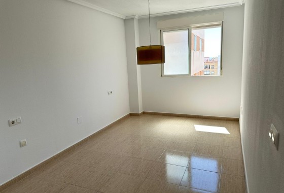 Wohnung / Apartment - Wiederverkauf - Torrevieja -
                Torrevieja