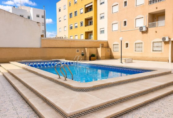Wohnung / Apartment - Wiederverkauf - Torrevieja -
                Torrevieja