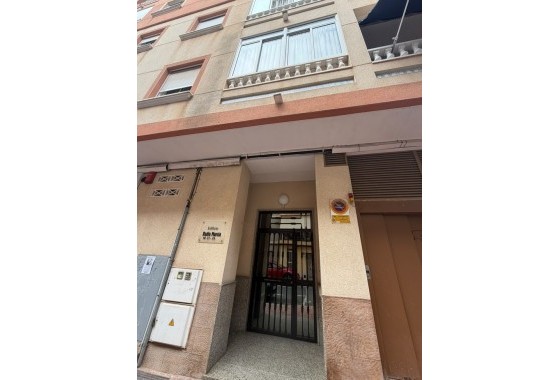 Wohnung / Apartment - Wiederverkauf - Torrevieja -
                Torrevieja