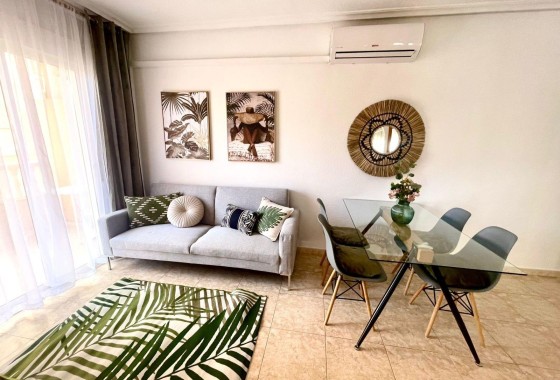 Wohnung / Apartment - Wiederverkauf - Torrevieja -
                Torrevieja