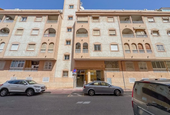 Wohnung / Apartment - Wiederverkauf - Torrevieja - Torrevieja