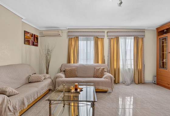 Wohnung / Apartment - Wiederverkauf - Torrevieja -
                torrevieja