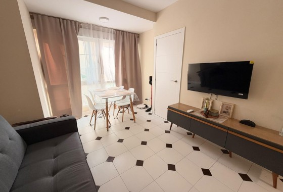 Wohnung / Apartment - Wiederverkauf - Torrevieja -
                Torrevieja
