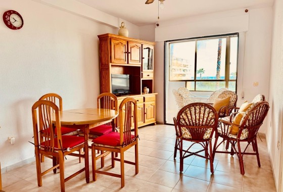 Wohnung / Appartement - Resale - Torrevieja - Cabo cervera