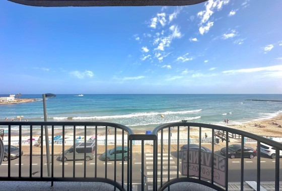 Wohnung / Appartement - Resale - Torrevieja - Center