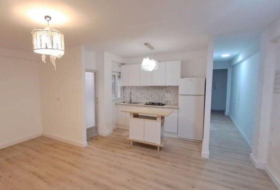 Wohnung / Appartement - Resale - Torrevieja - Center