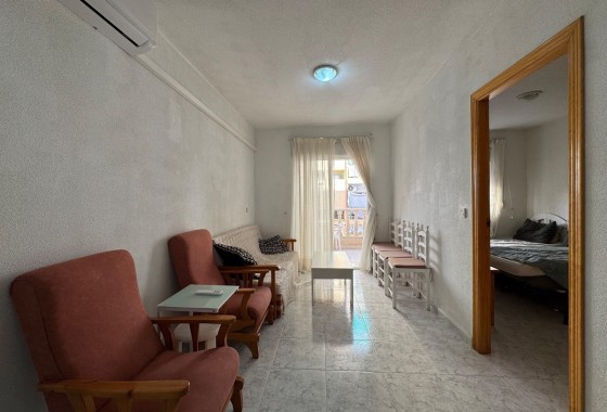 Wohnung / Appartement - Resale - Torrevieja - Los Locos