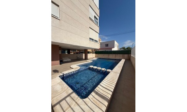 Wohnung Appartement - Resale - Torrevieja - Nueva Torrevieja