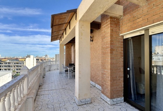Wohnung / Appartement - Resale - Torrevieja - Torrevieja