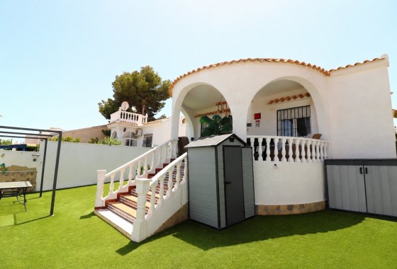 Wolnostojąca willa - Sprzedaż - Orihuela Costa - Villamartin