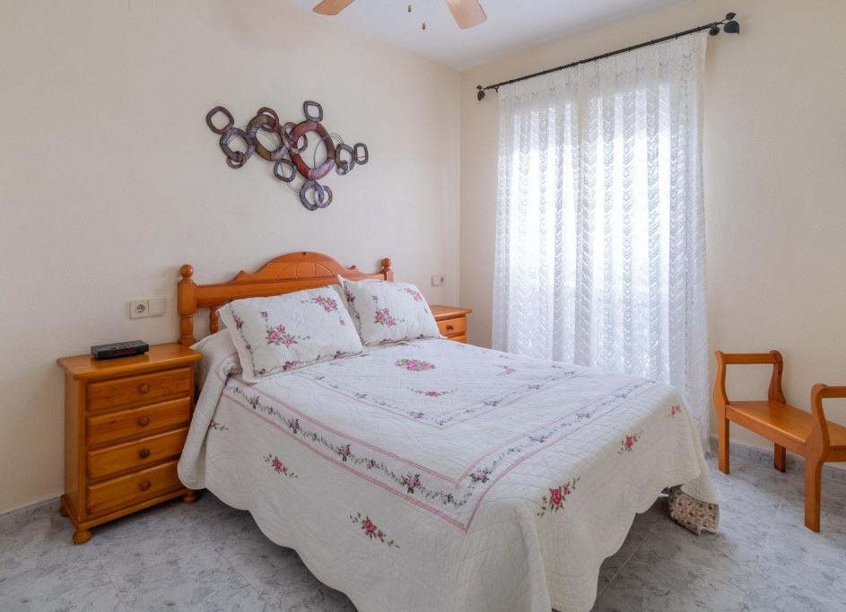 Wynajem długoterminowy - Apartament mieszkanie -
Orihuela Costa - Playa Flamenca