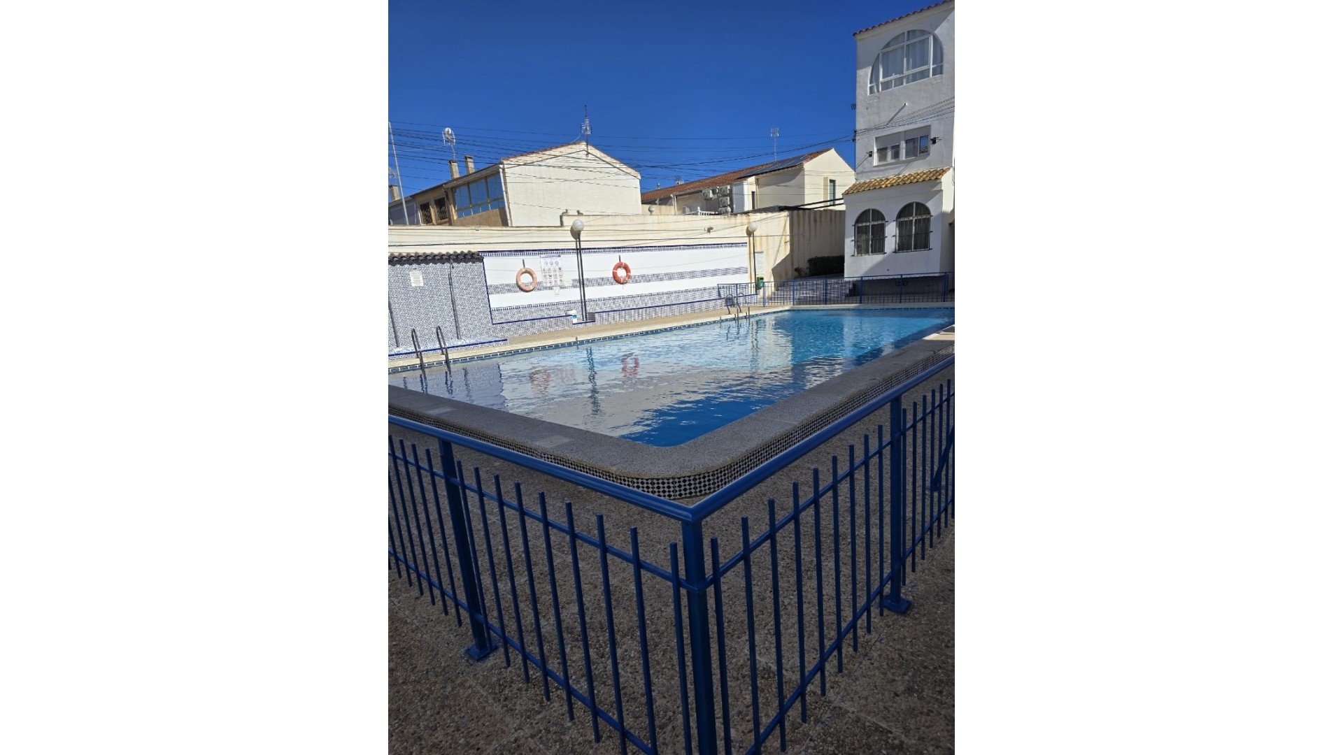 Wynajem długoterminowy - Apartament mieszkanie -
Torrevieja - Playa de los Naufragos