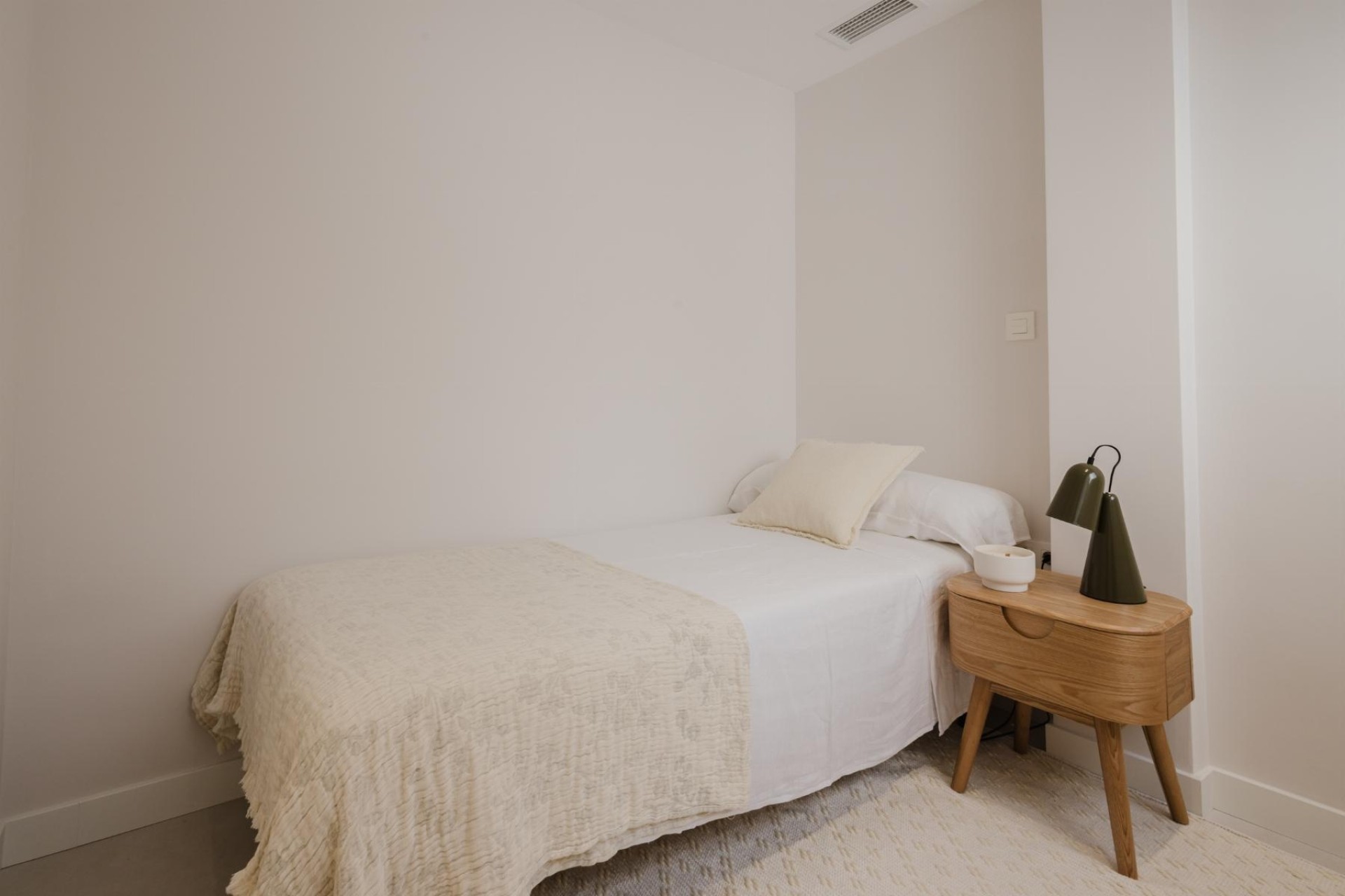 Wynajem długoterminowy - Apartament / Mieszkanie -
Torrevieja - Playa del Acequión