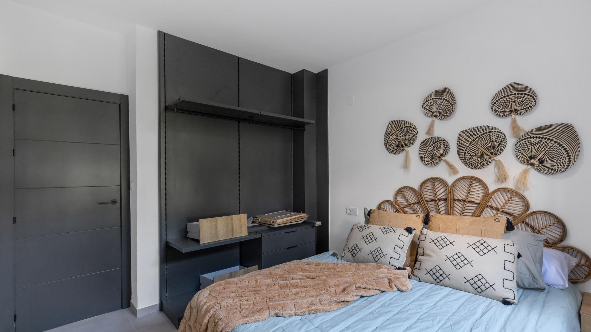 Wynajem długoterminowy - Apartament mieszkanie -
Torrevieja - Zona los Frutales